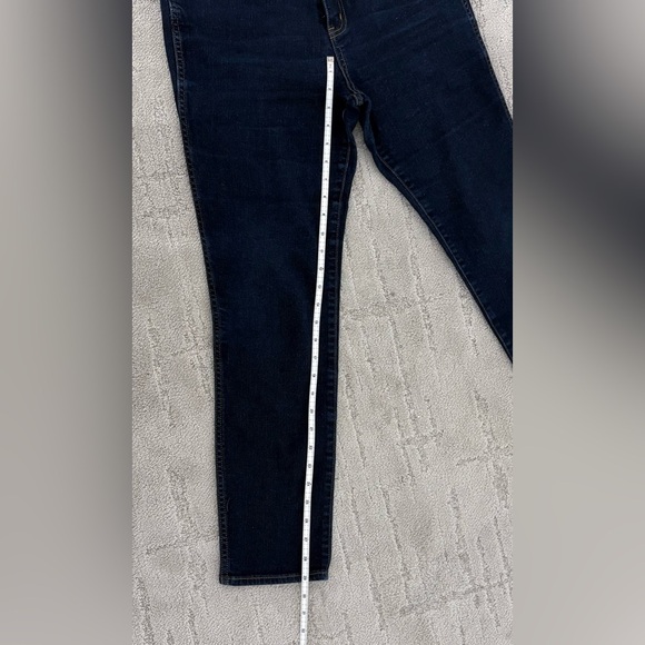 Tory Burch High Rise Dark Wash Ankle Jeans 5 Pocket Zipper Botton Cotton Blend - Picture 6 of 9